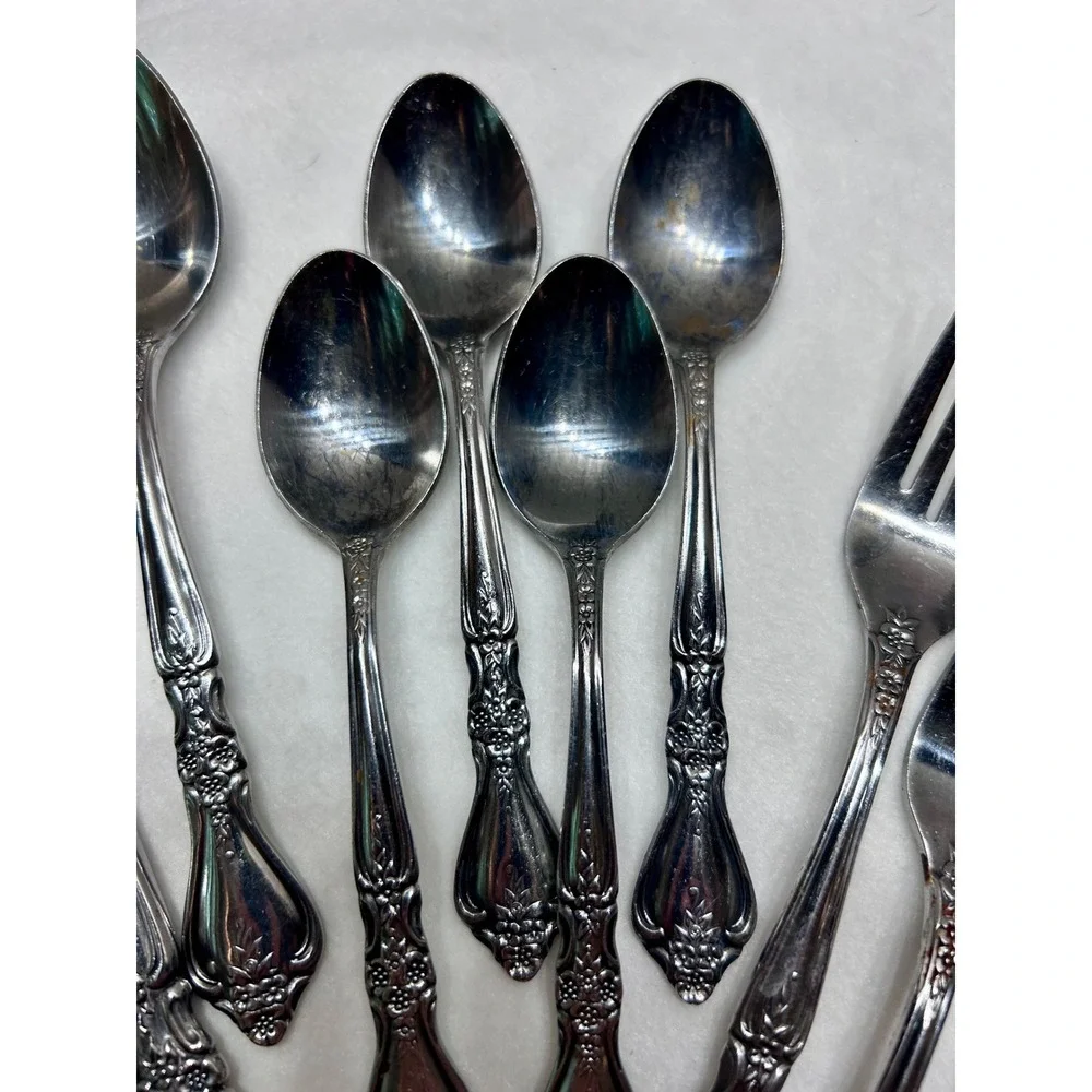 Rogers Stainless Korea Flatware Set Vintage Floral Pattern 14 Pieces Mixed